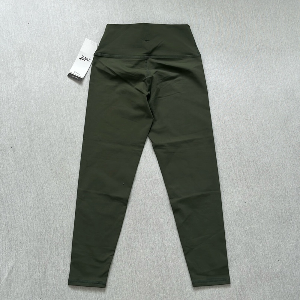 NWT Lezat eco-active, sustainable, activewear, workout set, olive green, Size S - Picture 11 of 16